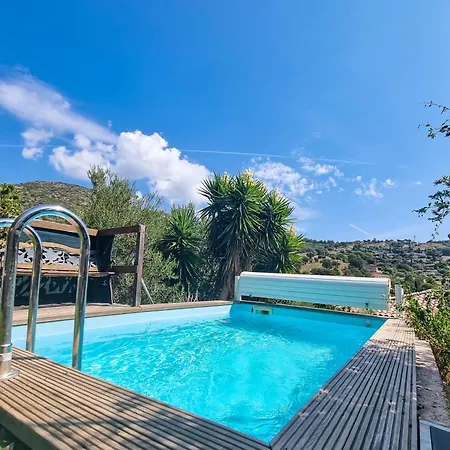 Hébergement de vacances Le Coin Du Soleil - Maison Avec Piscine