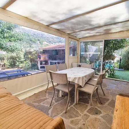 Hébergement de vacances Le Coin Du Soleil - Maison Avec Piscine Bormes-les-Mimosas